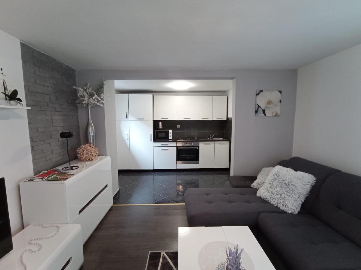 Petra Apartman Ðakovo Kültér fotó