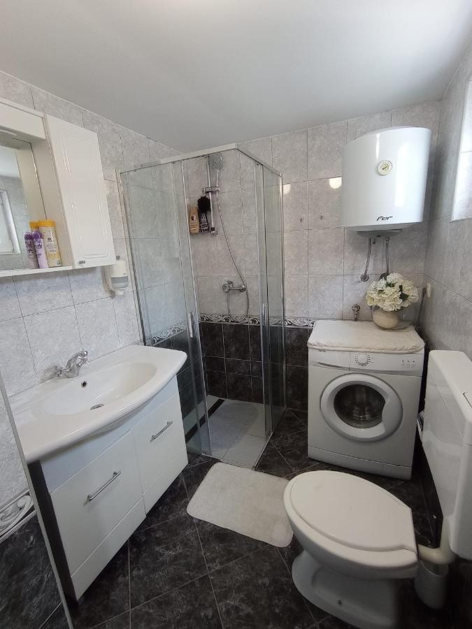 Petra Apartman Ðakovo Kültér fotó